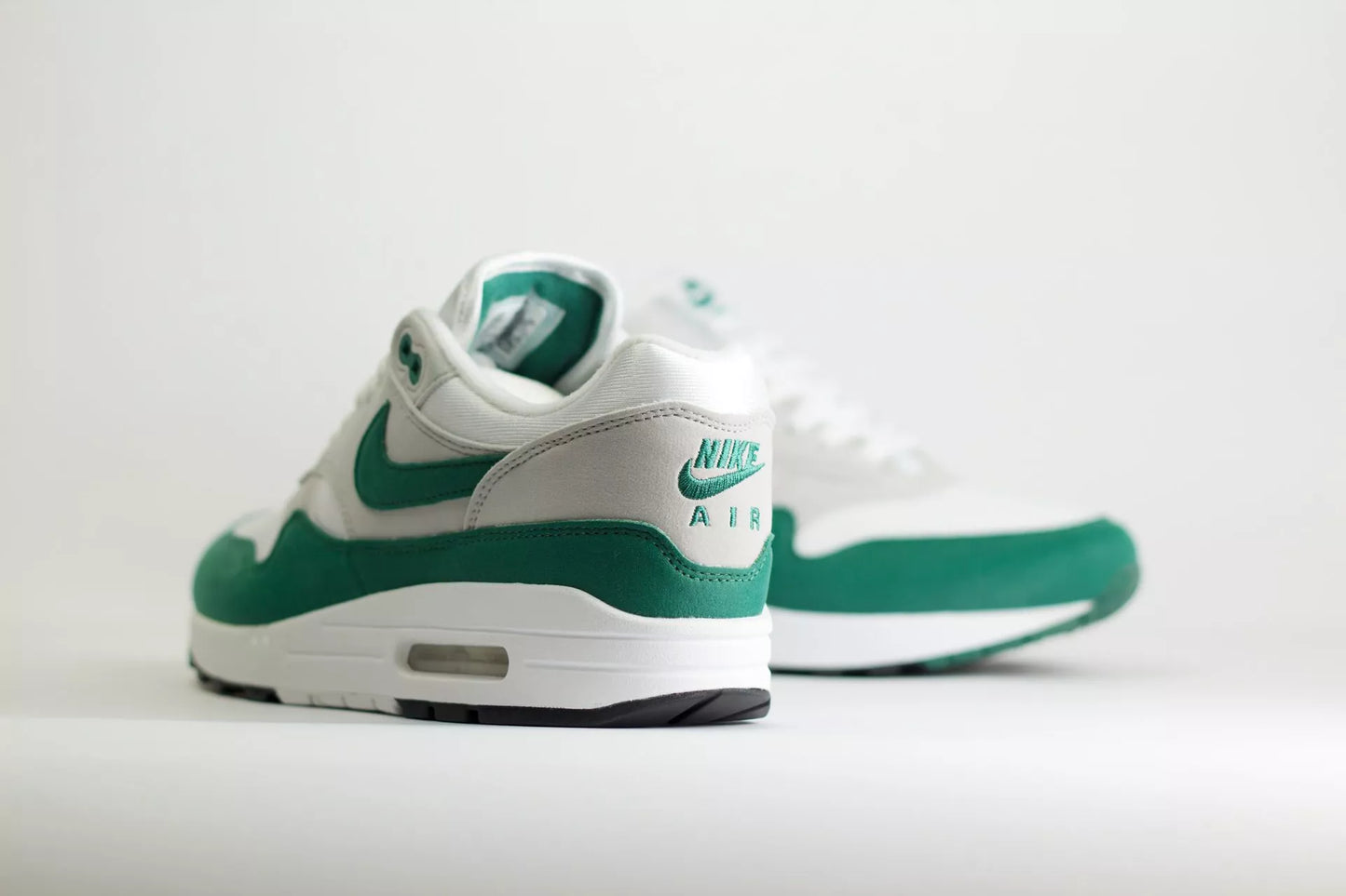 Nike Air Max 1 Essential "Evergreen Aura"