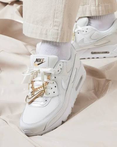 Nike Air Max 90 “Lucky Charms”