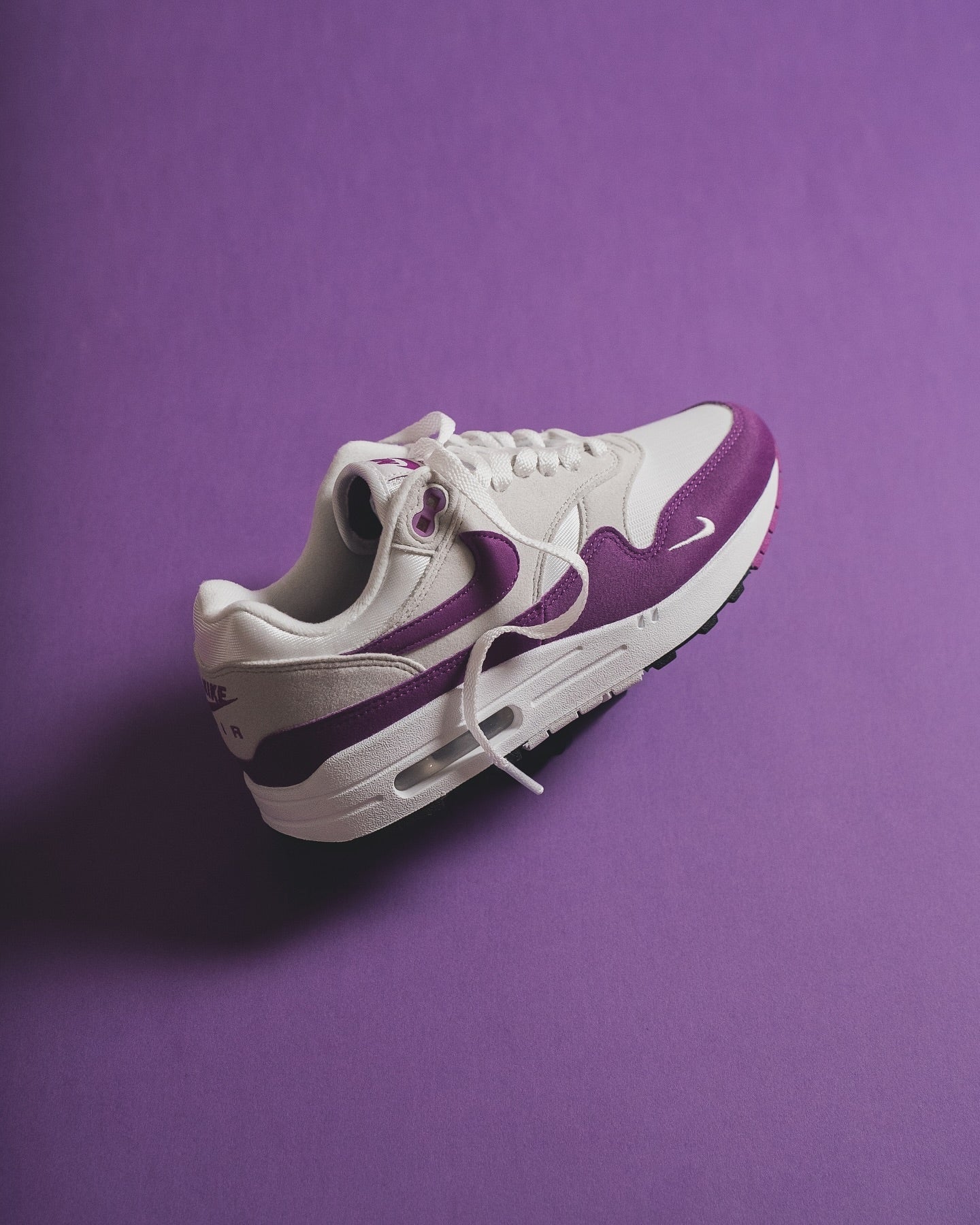 Nike Air Max 1 "87 "Bold Berry"