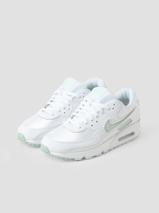 Nike Air Max 90 "Pistachio Frost"